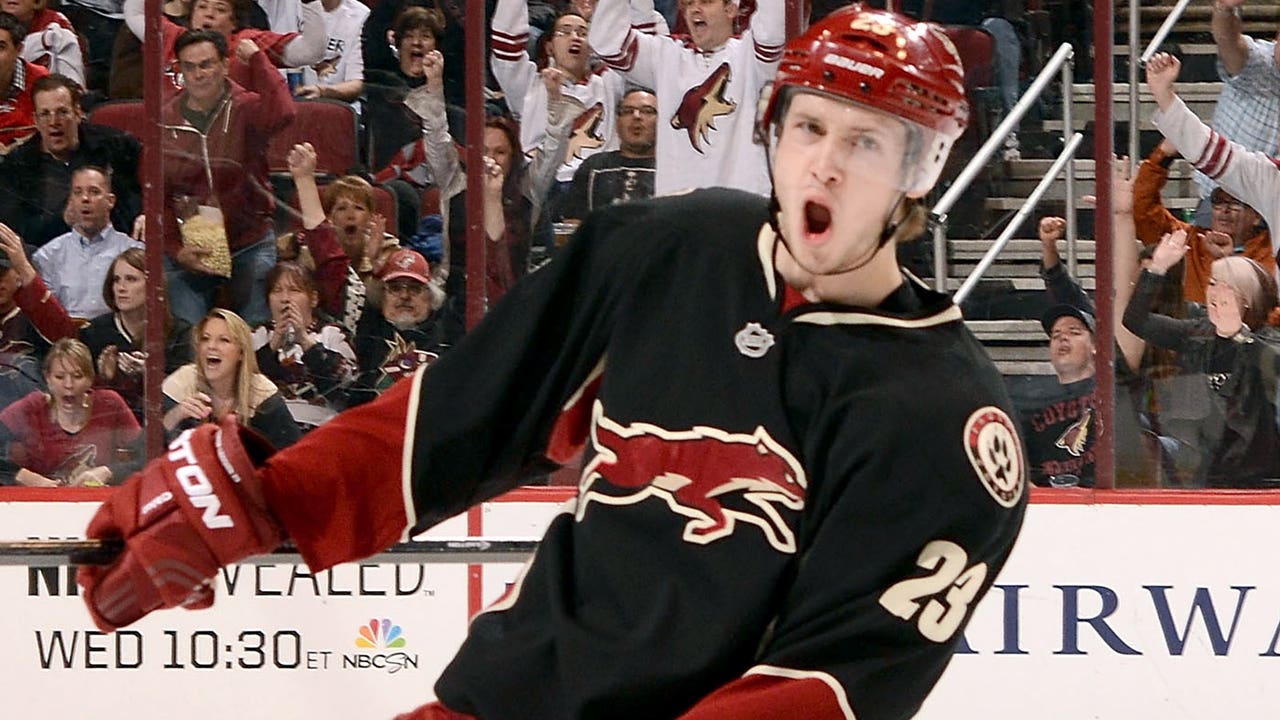 Coyotes knock off struggling Kings behind Ekman-Larsson, Greiss